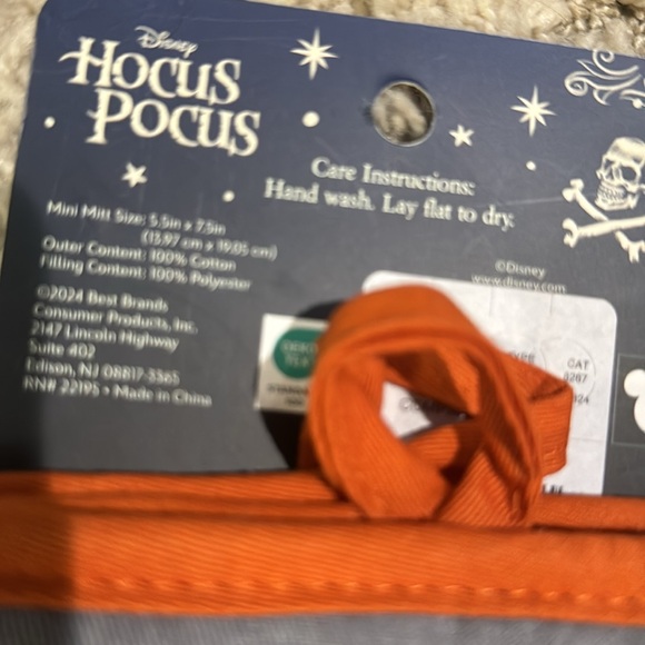 Disney Hocus Pocus 2 Pack oven mitts Halloween NEW - Picture 5 of 7